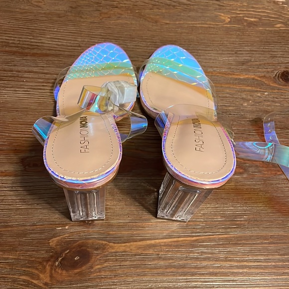 Fashion Nove- The Glass Slipper Maria2 - Picture 9 of 11